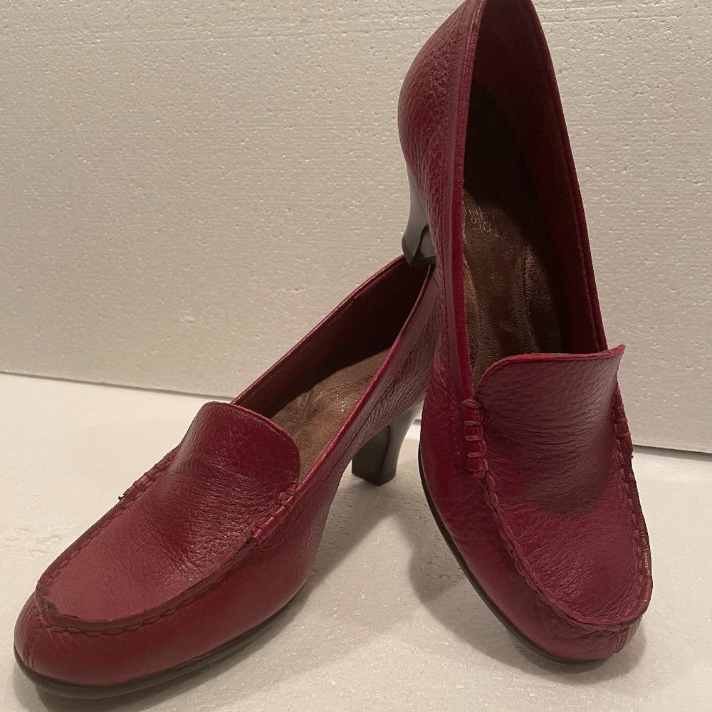 Dark Red Soft Leather Loafer Pump Size 8W